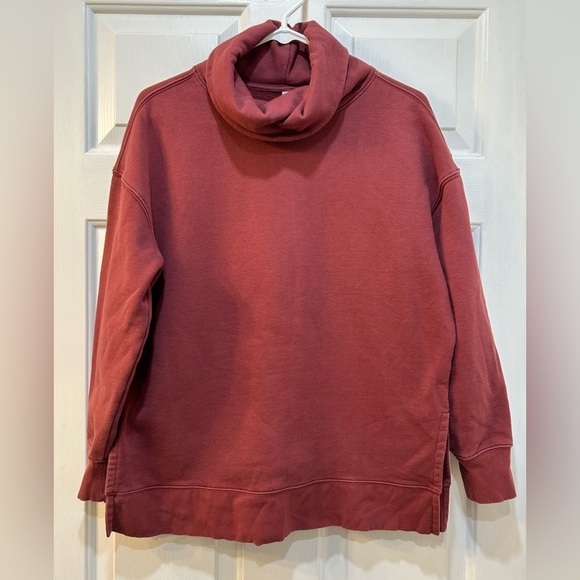 Athleta 24/7 Funnel Neck Sweatshirt Sz S Athleisure Comfort Yoga Fitness Running - Picture 1 of 7